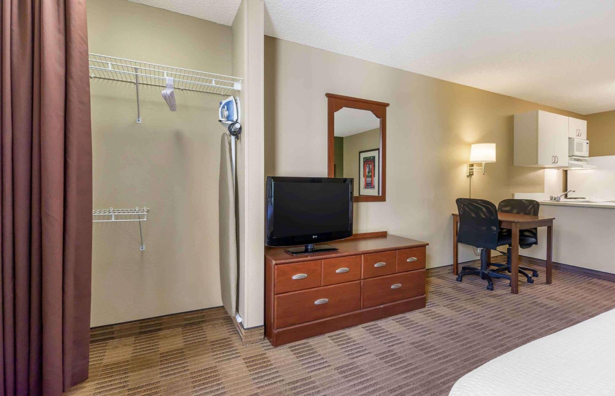 Extended Stay America Suites - Seattle - Bothell - West Экстерьер фото